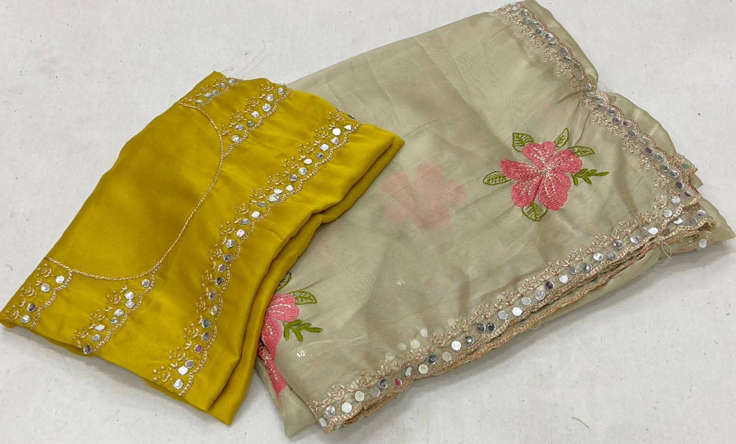CHIFFON FLORAL EMBROIDERY THREAD WORK SAREE