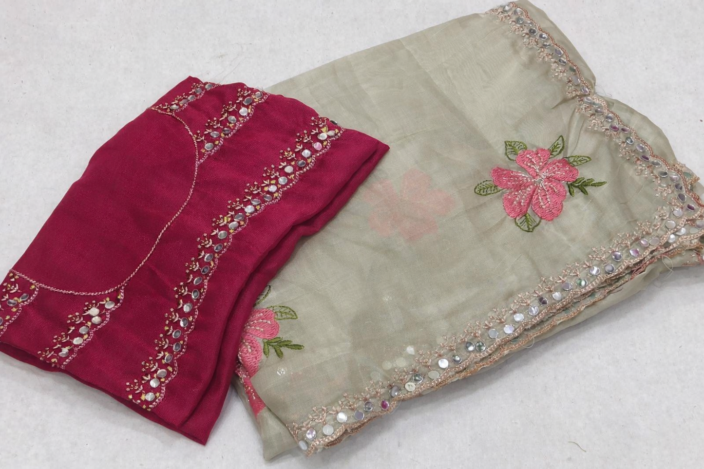 CHIFFON FLORAL EMBROIDERY THREAD WORK SAREE
